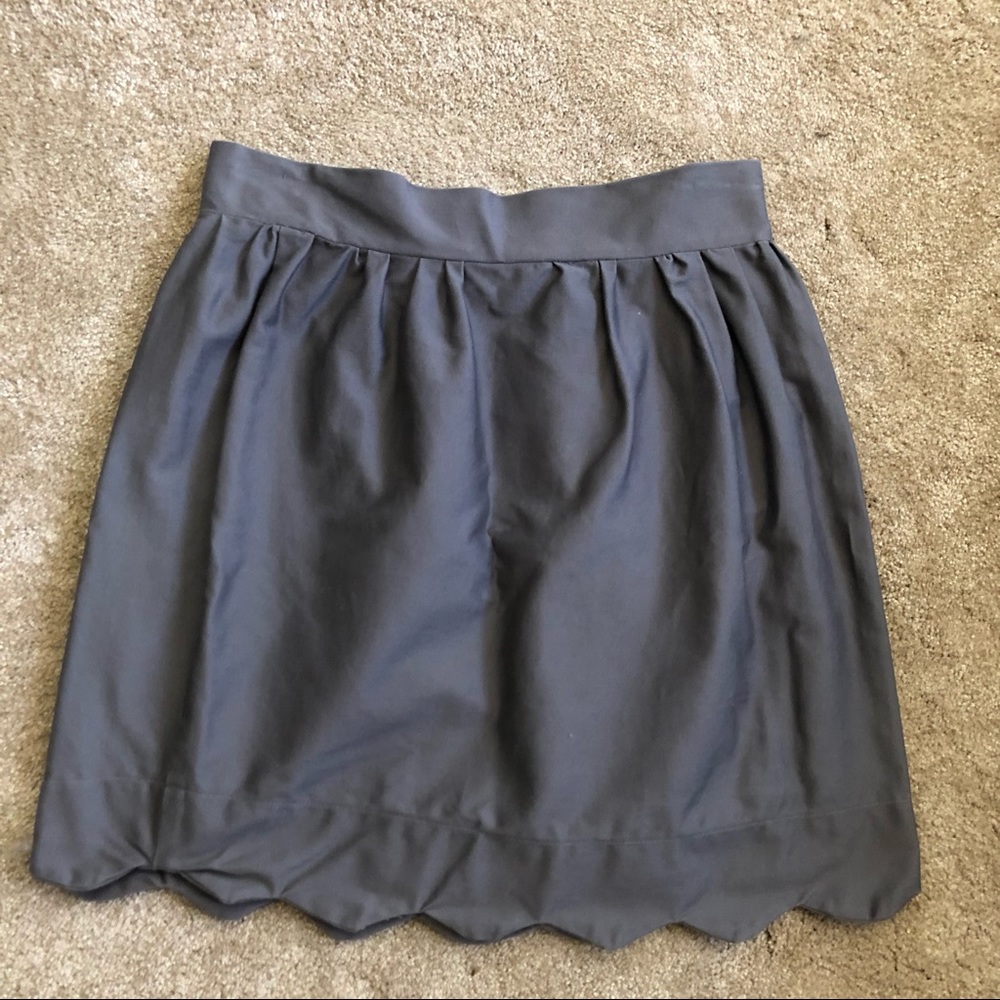 PRILL WOMENS SCALLOPED HEM SIDE ZIPPER MINI SKIRT SZ 8 IN GRAY